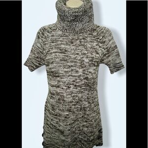 Ashley By 26 USA Women’s Knit Turtleneck Sweater M Brown White Short Sleeves